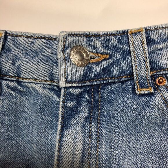 Topshop Moto Mom Floral Embroidered Denim Shorts - Picture 12 of 15